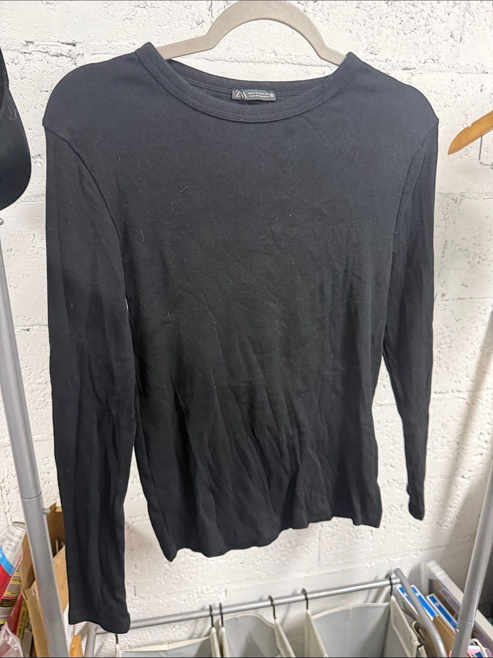 Zara Black Ribbed Long Sleeve Top Womens T Shirt - LIKE NEW - Size Medium
